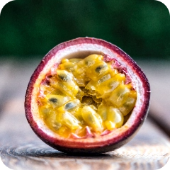 Fruit - Tropical Fruits - Passionfruit